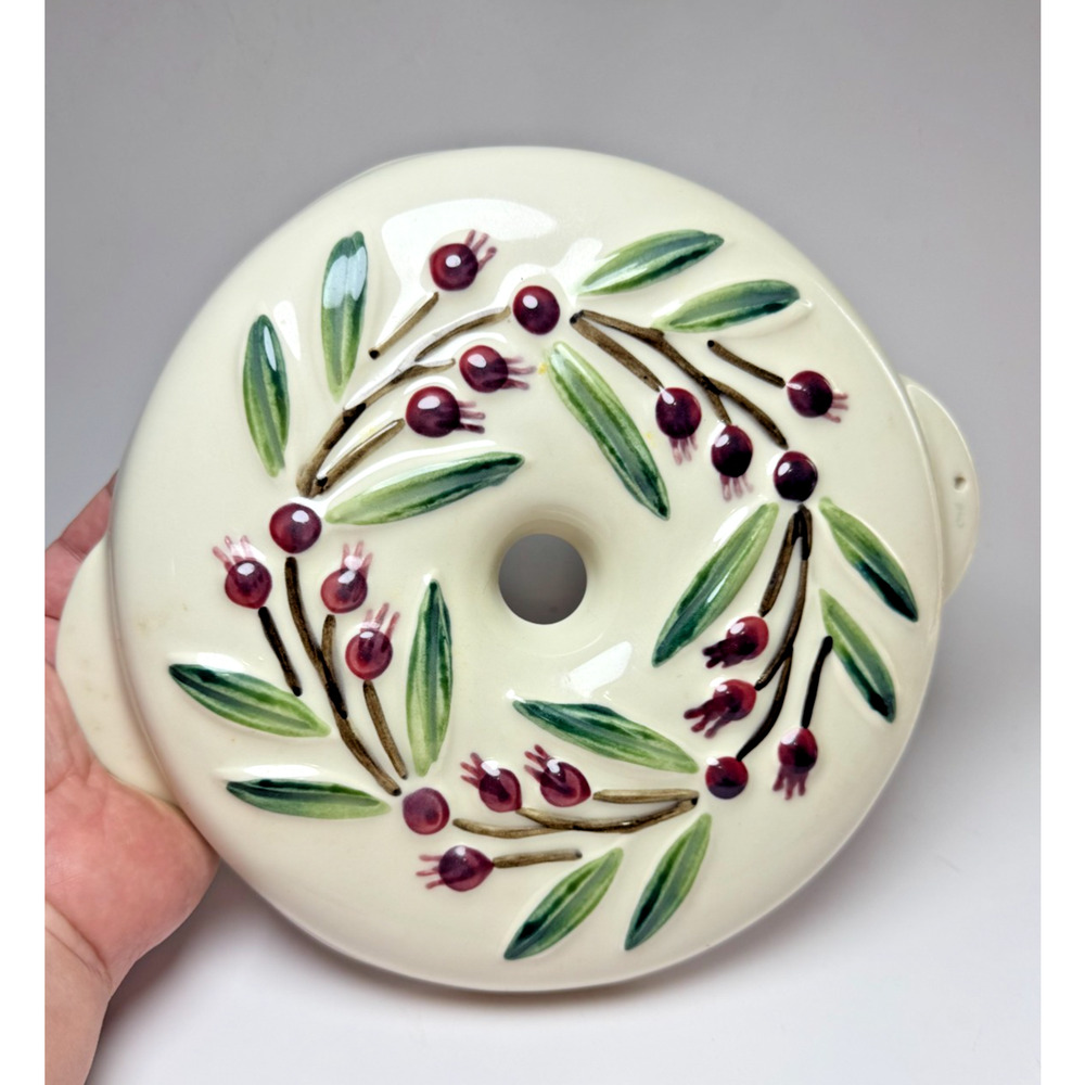 Round Ceramic Cookie Bread Pan Mold Olive Branch Leaves Berries Stoneware 9.25"